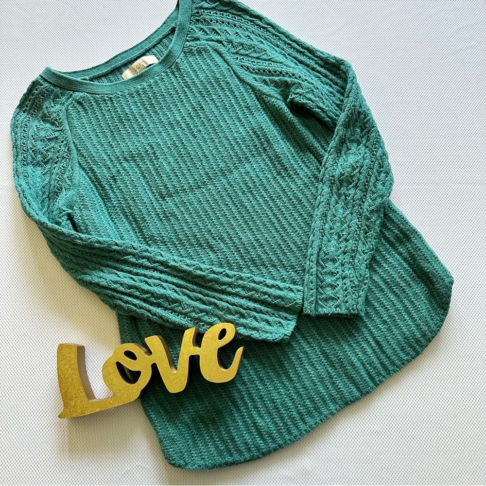 LOFT. Long sleeve, wide neck, green cable knit sweater, size L EUC
